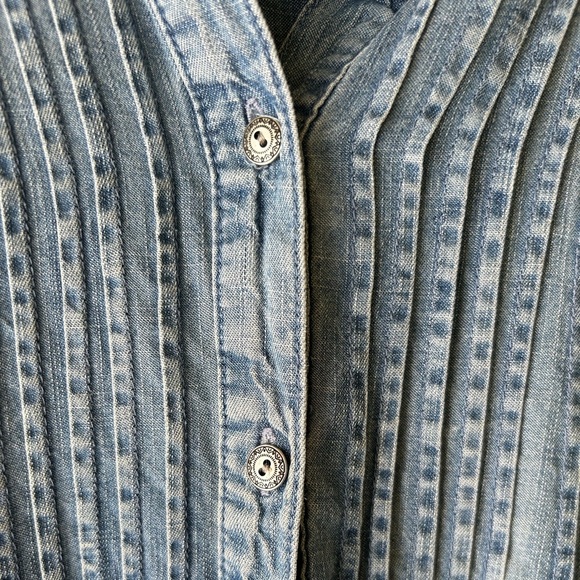 American Eagle Denim Blouse - Picture 3 of 3